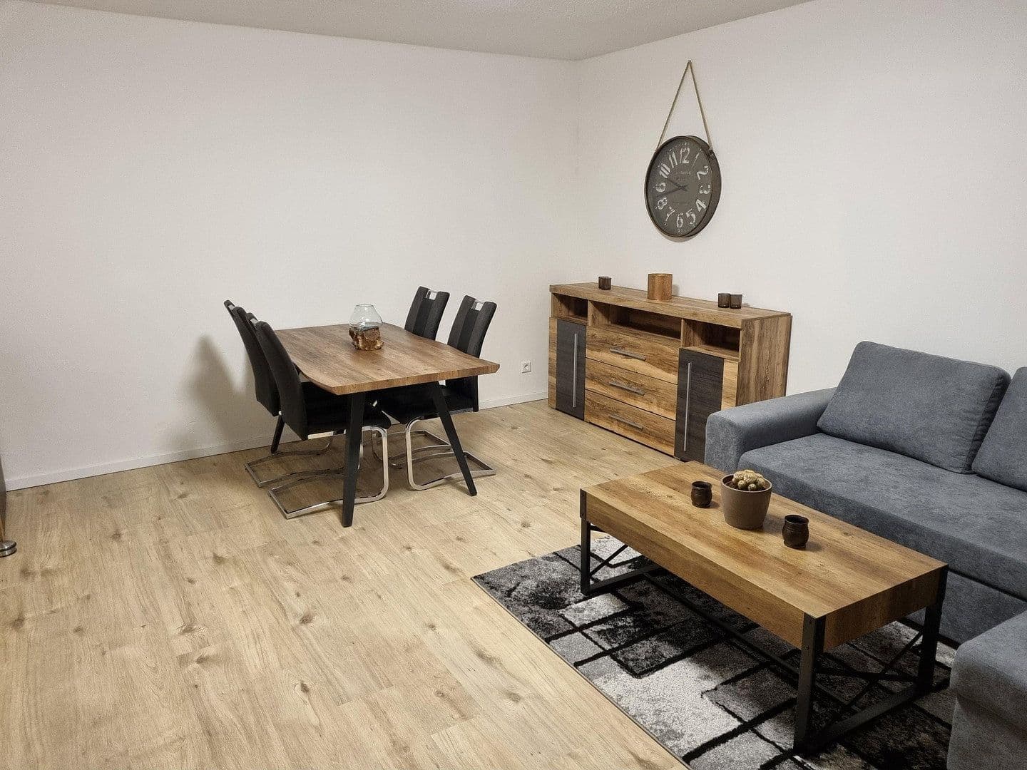 Prenájom bytu 3-izbový 77 m², Stadeweg 5, Braunschweig, Dolné Sasko Prenájom bytu 3-izbový 77 m², Stadeweg 5, Braunschweig, Dolné Sasko