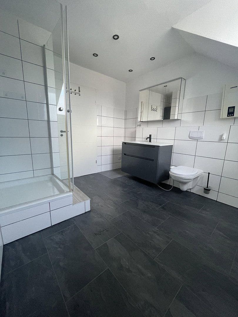 Prenájom bytu 3-izbový 63 m², Heinrichstraße 3, Plettenberg, Severné Porýnie - Westfálsko Prenájom bytu 3-izbový 63 m², Heinrichstraße 3, Plettenberg, Severné Porýnie - Westfálsko
