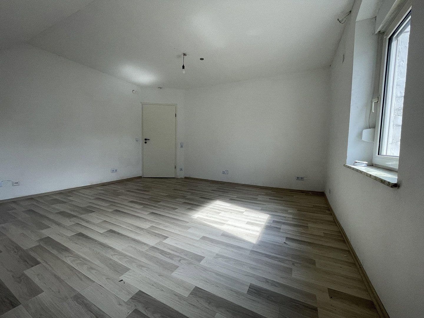 Prenájom bytu 3-izbový 63 m², Heinrichstraße 3, Plettenberg, Severné Porýnie - Westfálsko Prenájom bytu 3-izbový 63 m², Heinrichstraße 3, Plettenberg, Severné Porýnie - Westfálsko