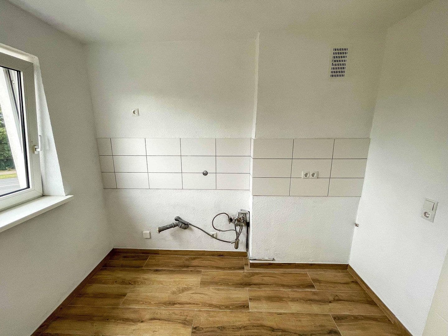 Prenájom bytu 3-izbový 60 m², Vöhrumer Straße 165, Peine, Dolné Sasko Prenájom bytu 3-izbový 60 m², Vöhrumer Straße 165, Peine, Dolné Sasko