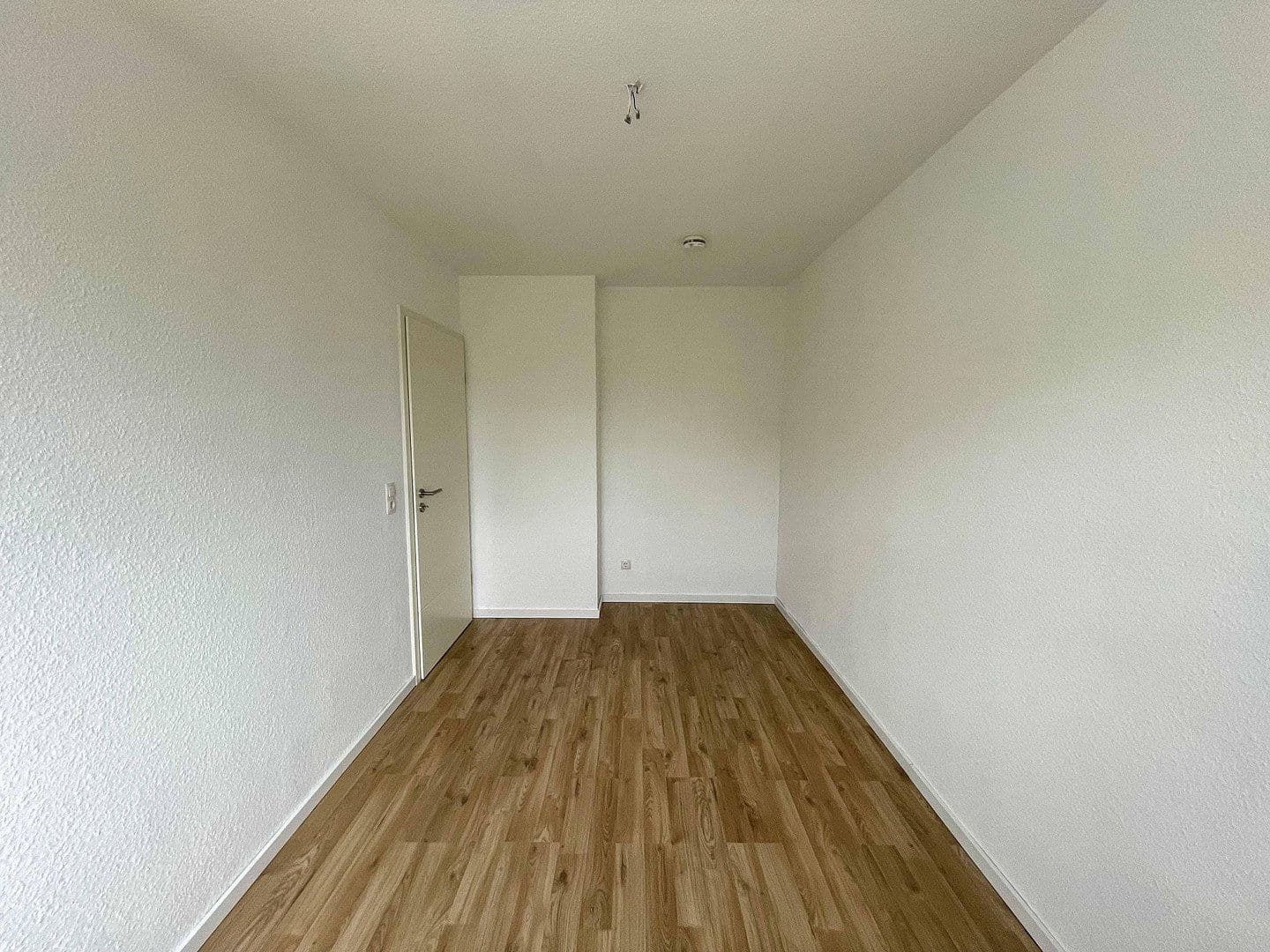 Prenájom bytu 3-izbový 60 m², Vöhrumer Straße 165, Peine, Dolné Sasko Prenájom bytu 3-izbový 60 m², Vöhrumer Straße 165, Peine, Dolné Sasko