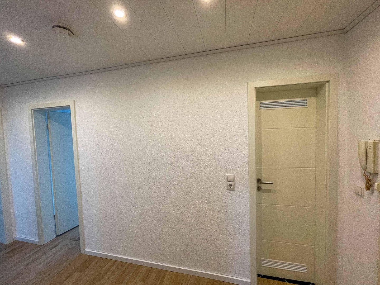 Prenájom bytu 3-izbový 60 m², Vöhrumer Straße 165, Peine, Dolné Sasko Prenájom bytu 3-izbový 60 m², Vöhrumer Straße 165, Peine, Dolné Sasko