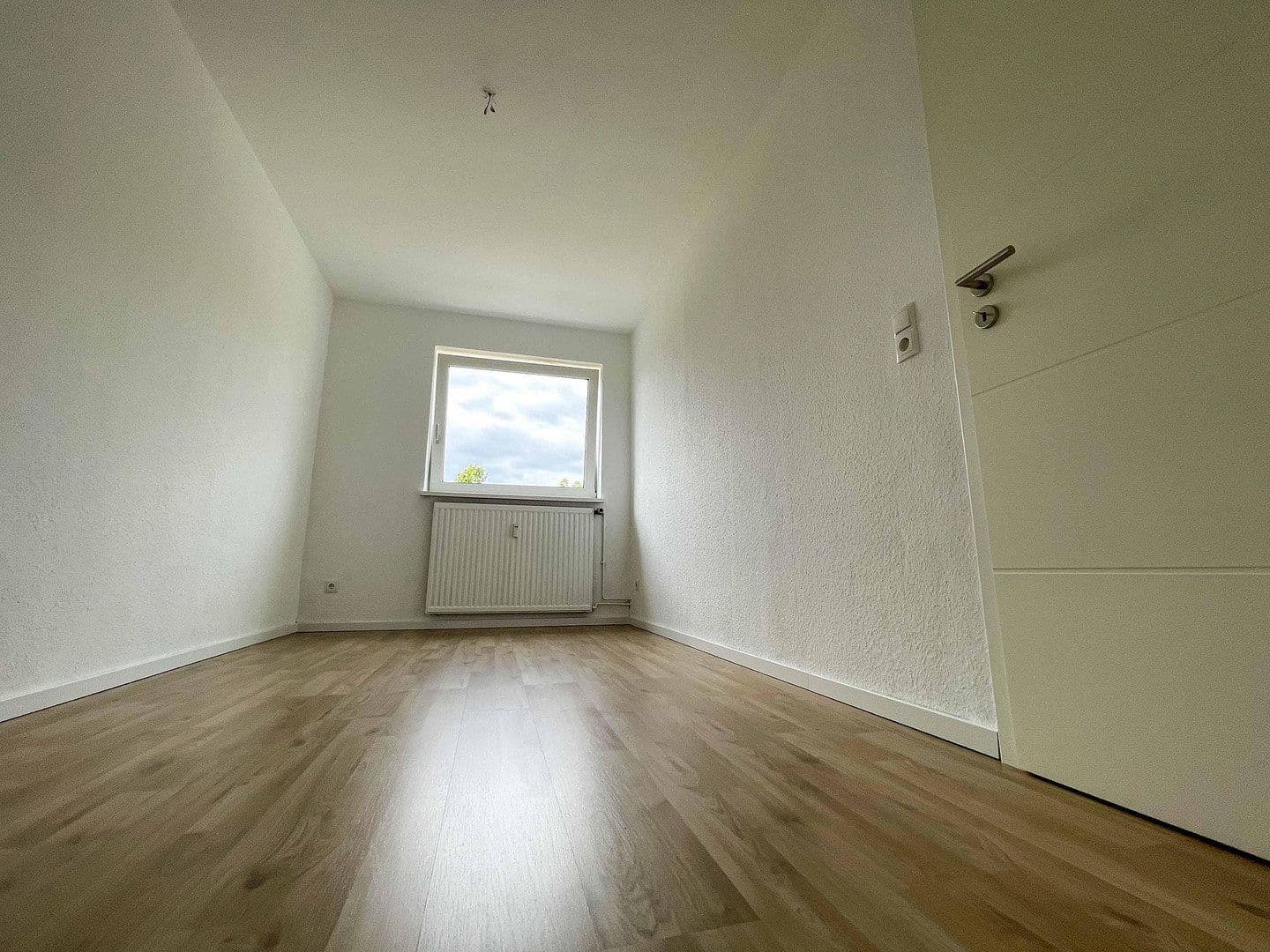 Prenájom bytu 3-izbový 60 m², Vöhrumer Straße 165, Peine, Dolné Sasko Prenájom bytu 3-izbový 60 m², Vöhrumer Straße 165, Peine, Dolné Sasko