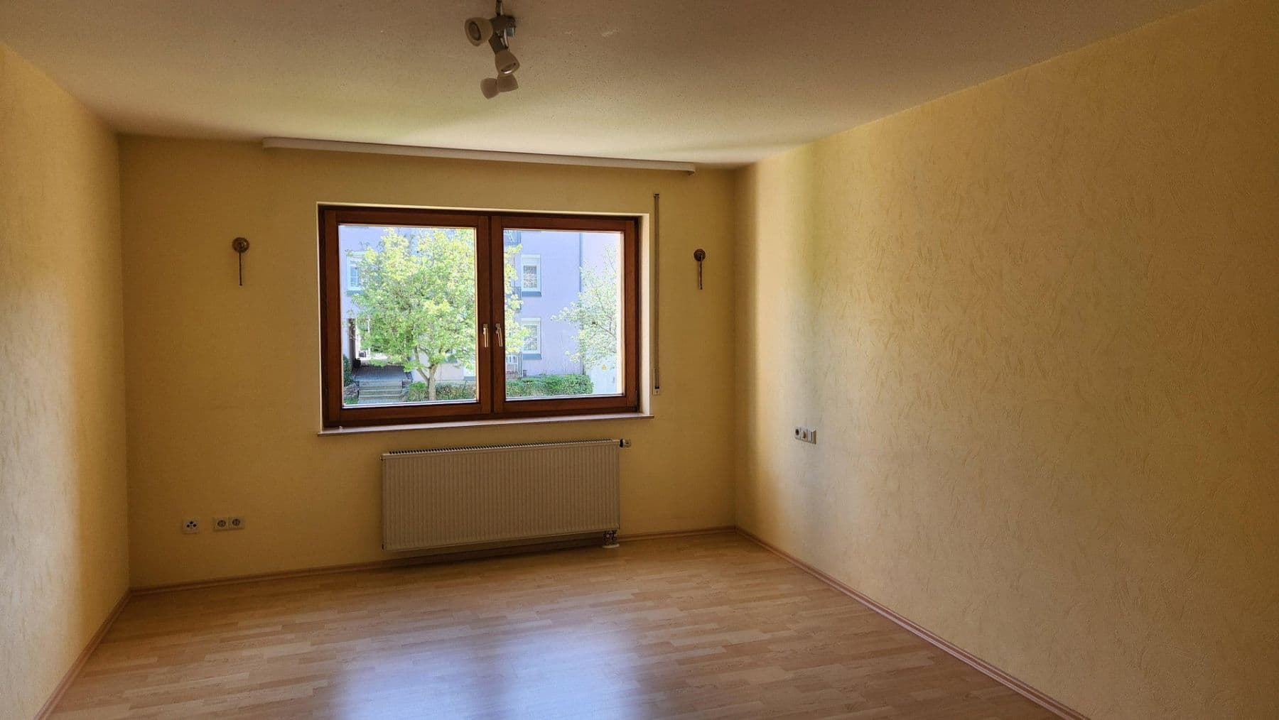 Predaj bytu 2-izbový 70 m², Michaelstraße 172, Schwäbisch Hall, Bádensko-Wurttembersko Predaj bytu 2-izbový 70 m², Michaelstraße 172, Schwäbisch Hall, Bádensko-Wurttembersko