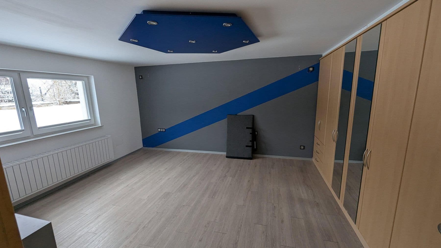 Predaj domu 247 m², pozemok 838 m², Bad Liebenzell, Bádensko-Wurttembersko Predaj domu 247 m², pozemok 838 m², Bad Liebenzell, Bádensko-Wurttembersko