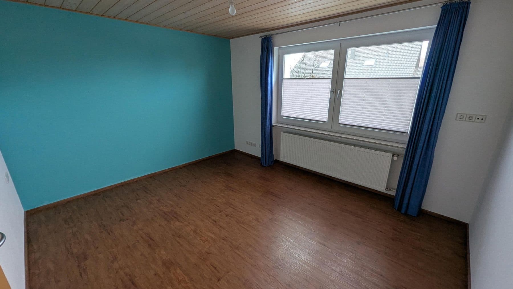 Predaj domu 247 m², pozemok 838 m², Bad Liebenzell, Bádensko-Wurttembersko Predaj domu 247 m², pozemok 838 m², Bad Liebenzell, Bádensko-Wurttembersko