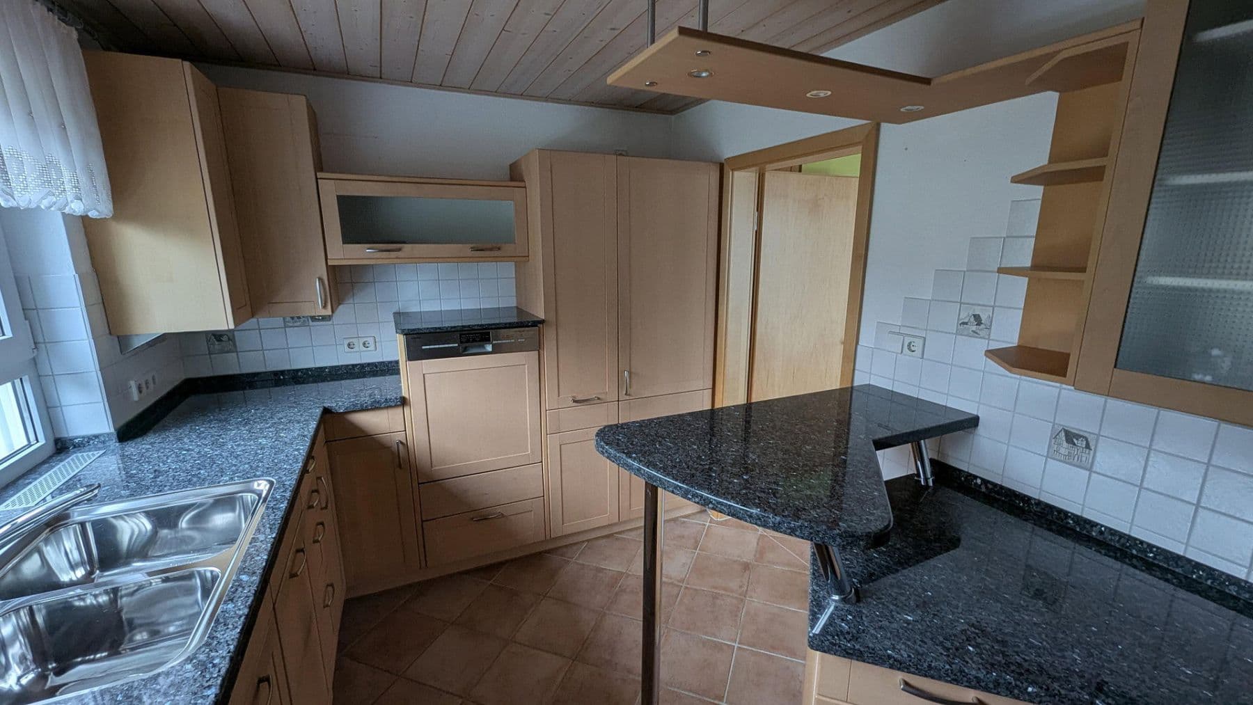 Predaj domu 247 m², pozemok 838 m², Bad Liebenzell, Bádensko-Wurttembersko Predaj domu 247 m², pozemok 838 m², Bad Liebenzell, Bádensko-Wurttembersko