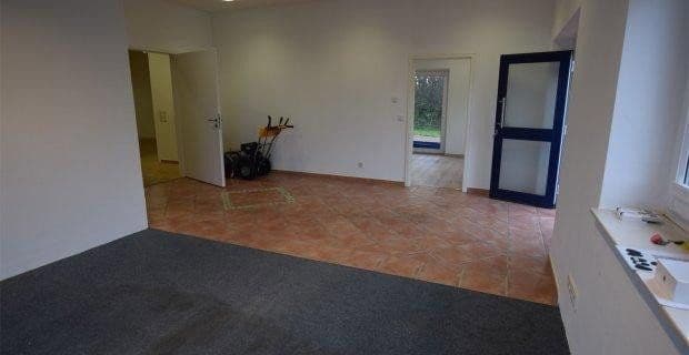 Predaj nebytového priestoru 2.680 m², Felder Straße 2, Bredenbek, Šlezvicko-Holštajnsko Predaj nebytového priestoru 2.680 m², Felder Straße 2, Bredenbek, Šlezvicko-Holštajnsko