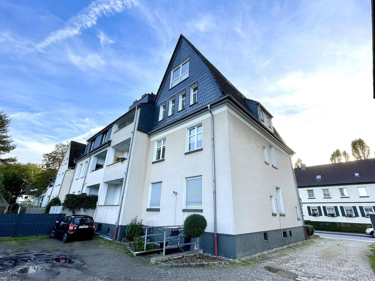 Prenájom bytu 2-izbový 86 m², Torgauer Str. 15, Gelsenkirchen, Severné Porýnie - Westfálsko Prenájom bytu 2-izbový 86 m², Torgauer Str. 15, Gelsenkirchen, Severné Porýnie - Westfálsko
