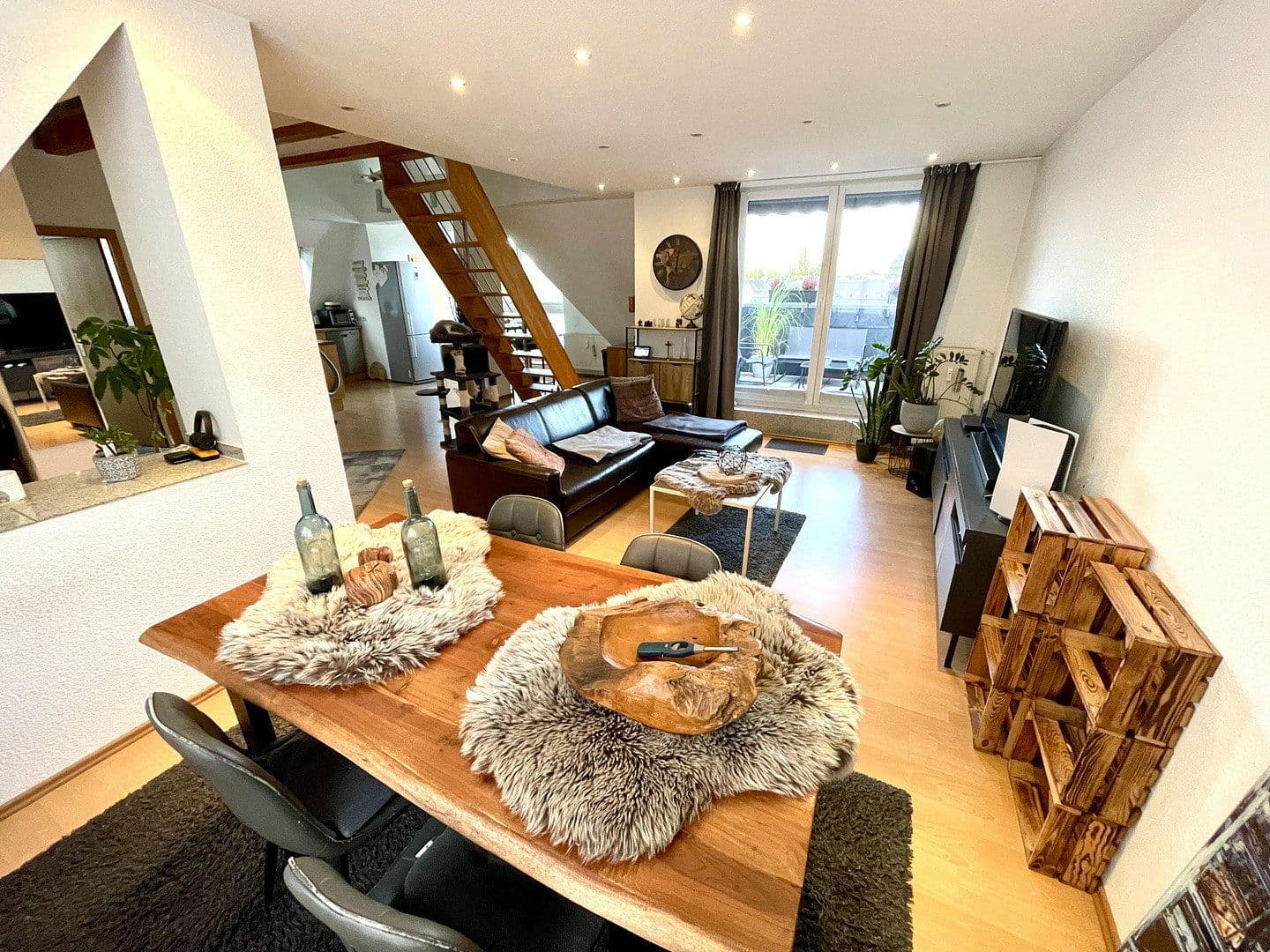 Prenájom bytu 2-izbový 86 m², Torgauer Str. 15, Gelsenkirchen, Severné Porýnie - Westfálsko Prenájom bytu 2-izbový 86 m², Torgauer Str. 15, Gelsenkirchen, Severné Porýnie - Westfálsko