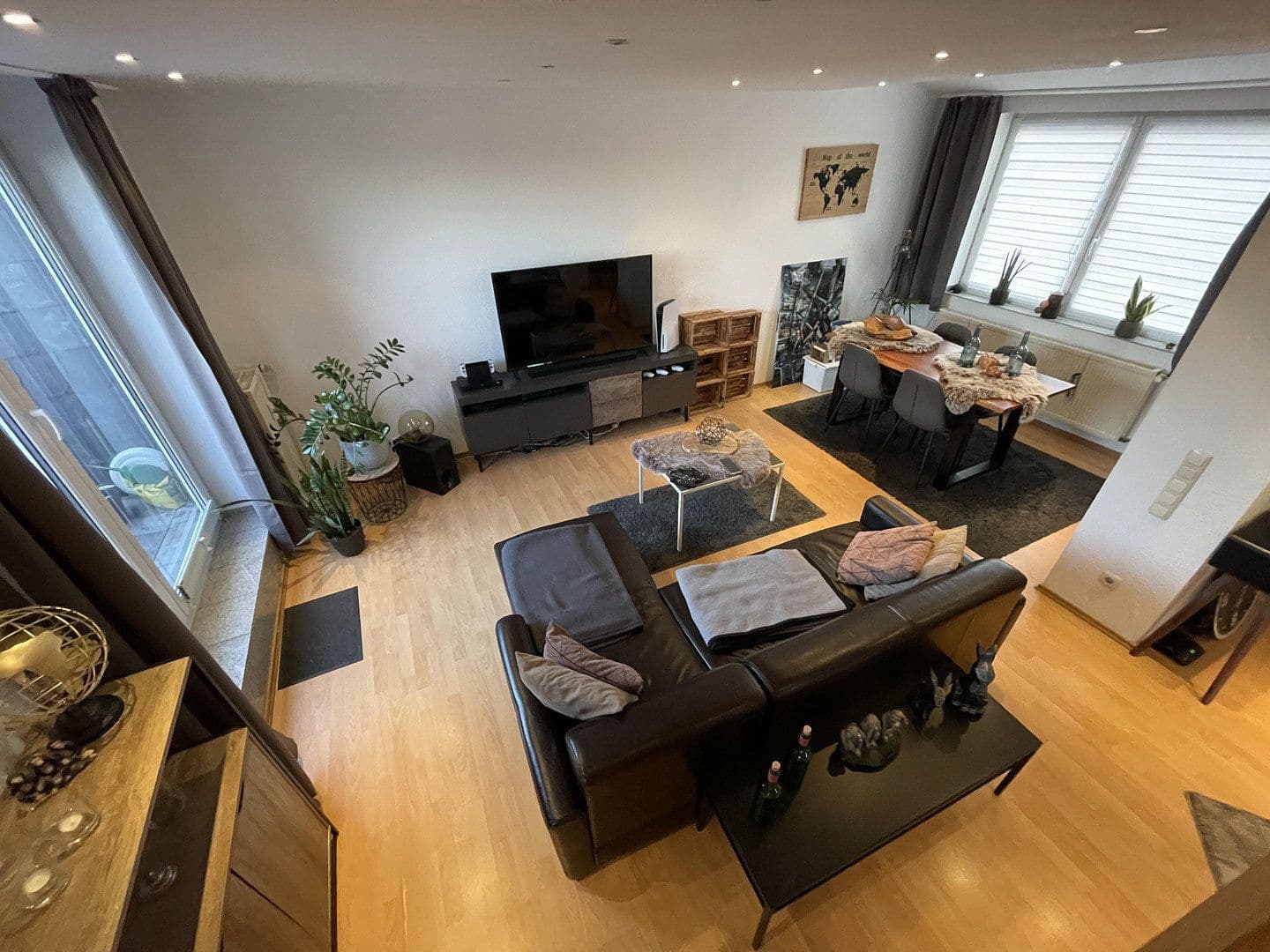 Prenájom bytu 2-izbový 86 m², Torgauer Str. 15, Gelsenkirchen, Severné Porýnie - Westfálsko Prenájom bytu 2-izbový 86 m², Torgauer Str. 15, Gelsenkirchen, Severné Porýnie - Westfálsko
