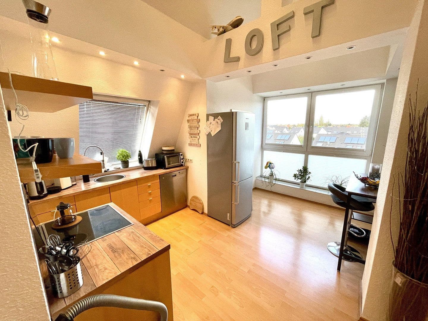 Prenájom bytu 2-izbový 86 m², Torgauer Str. 15, Gelsenkirchen, Severné Porýnie - Westfálsko Prenájom bytu 2-izbový 86 m², Torgauer Str. 15, Gelsenkirchen, Severné Porýnie - Westfálsko