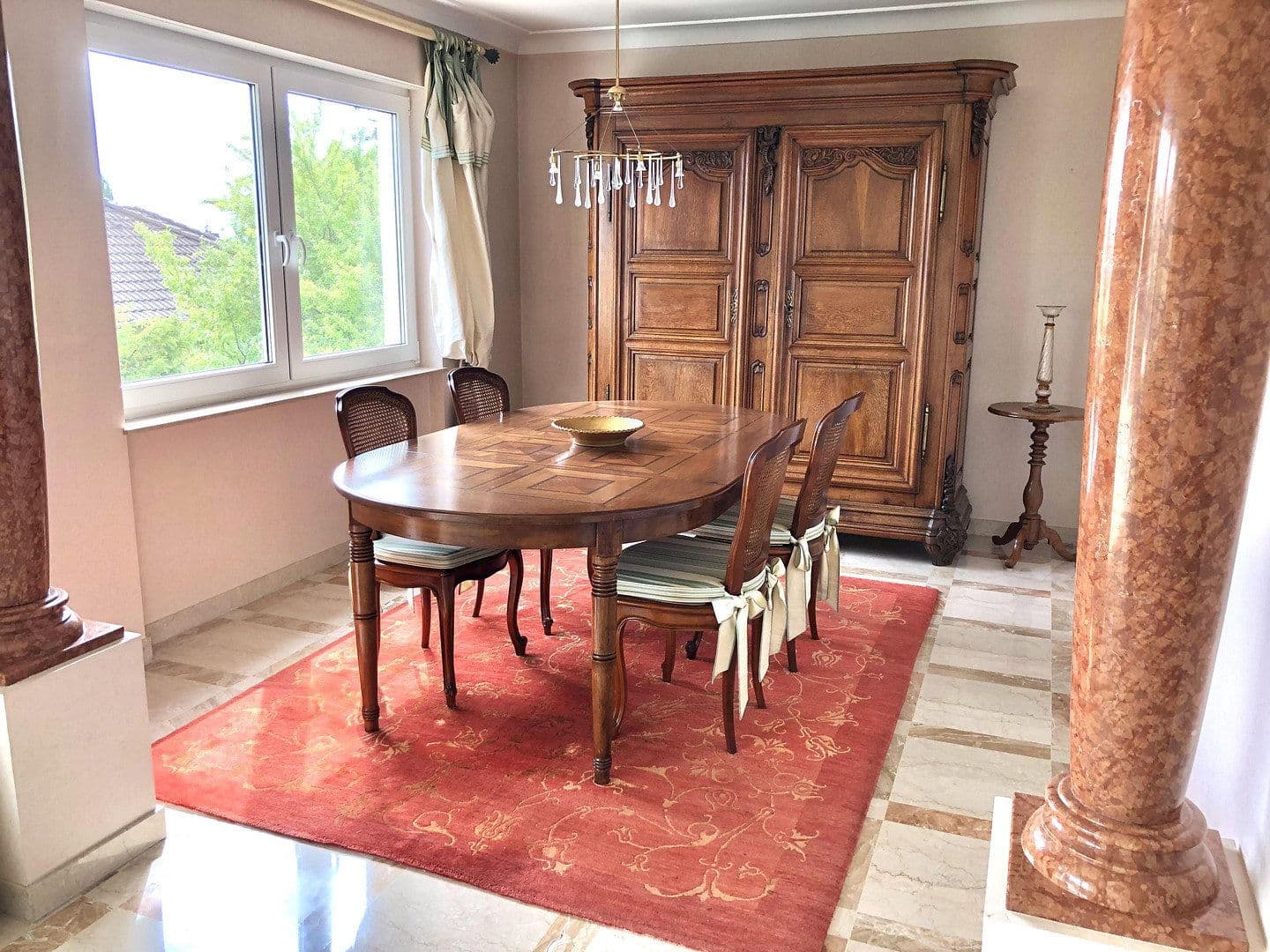 Predaj bytu 4-izbový 126 m², Neustadt, Porýnie-Falcko Predaj bytu 4-izbový 126 m², Neustadt, Porýnie-Falcko