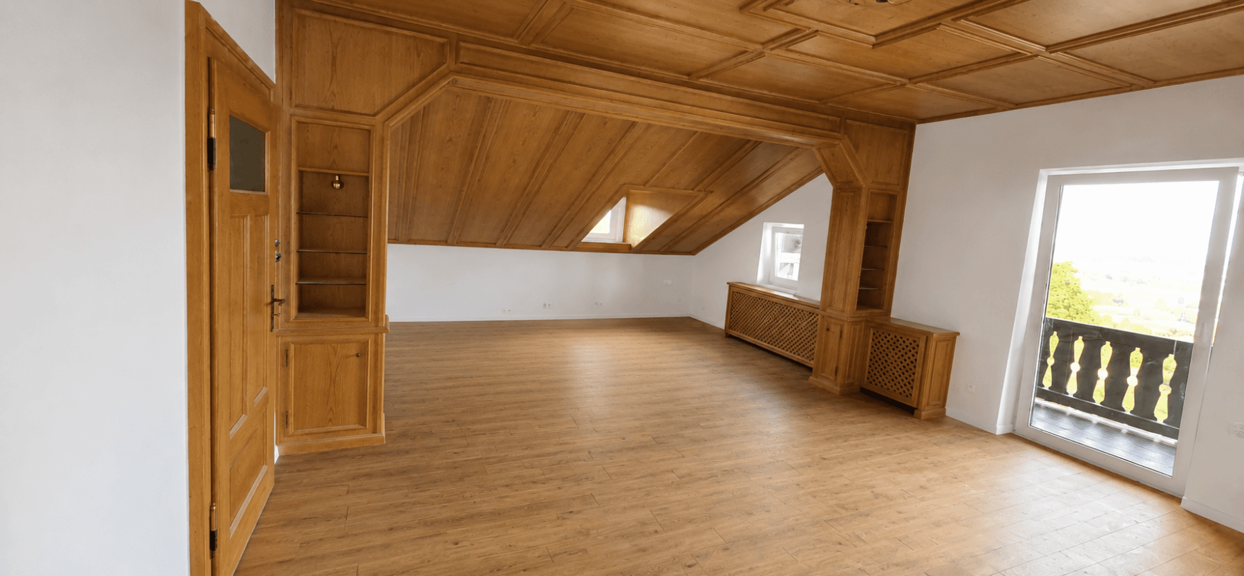 Prenájom bytu 4-izbový 120 m², Starnberg, Bavorsko Prenájom bytu 4-izbový 120 m², Starnberg, Bavorsko