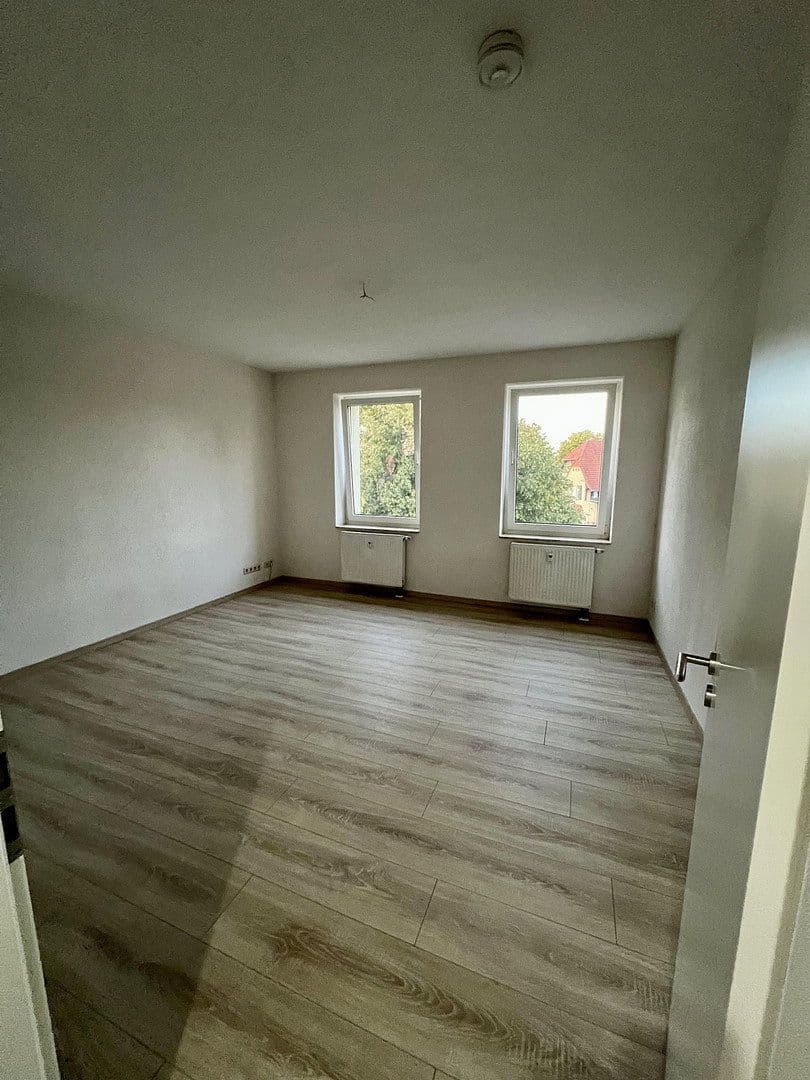Prenájom bytu 3-izbový 73 m², Turmstrasse 18, Dessau, Sasko-Anhaltsko Prenájom bytu 3-izbový 73 m², Turmstrasse 18, Dessau, Sasko-Anhaltsko