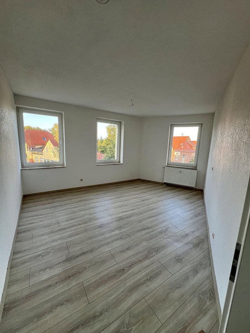 Prenájom bytu 3-izbový 73 m², Turmstrasse 18, Dessau, Sasko-Anhaltsko Prenájom bytu 3-izbový 73 m², Turmstrasse 18, Dessau, Sasko-Anhaltsko