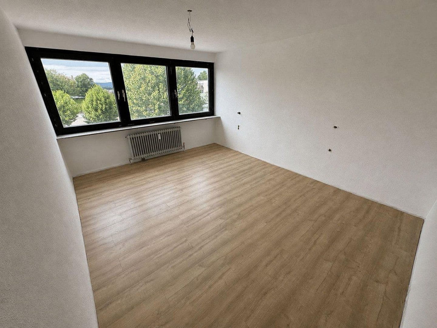 Prenájom bytu 3-izbový 114 m², Bietigheim-Bissingen, Bádensko-Wurttembersko Prenájom bytu 3-izbový 114 m², Bietigheim-Bissingen, Bádensko-Wurttembersko