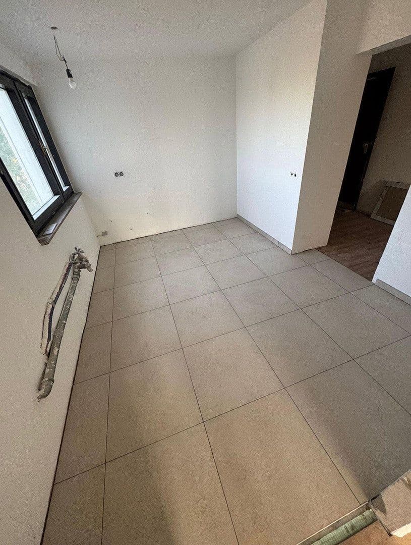 Prenájom bytu 3-izbový 114 m², Bietigheim-Bissingen, Bádensko-Wurttembersko Prenájom bytu 3-izbový 114 m², Bietigheim-Bissingen, Bádensko-Wurttembersko
