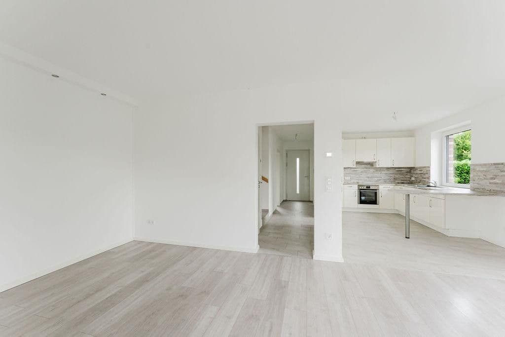 Predaj domu 118 m², pozemok 455 m², Winsen (Luhe), Dolné Sasko Predaj domu 118 m², pozemok 455 m², Winsen (Luhe), Dolné Sasko