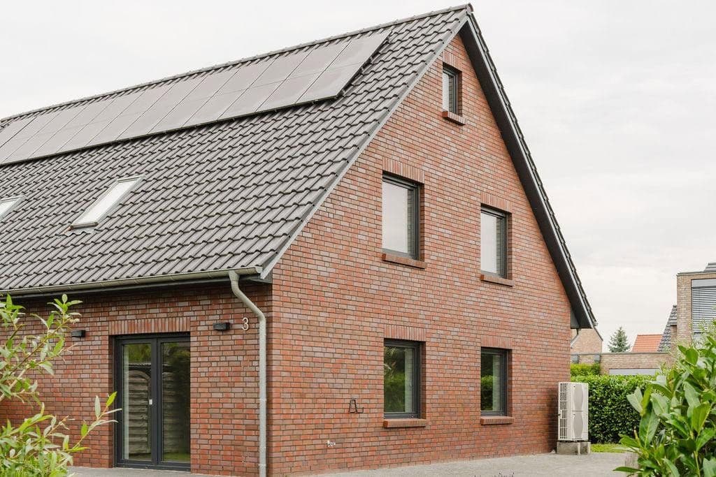 Predaj domu 118 m², pozemok 455 m², Winsen (Luhe), Dolné Sasko Predaj domu 118 m², pozemok 455 m², Winsen (Luhe), Dolné Sasko