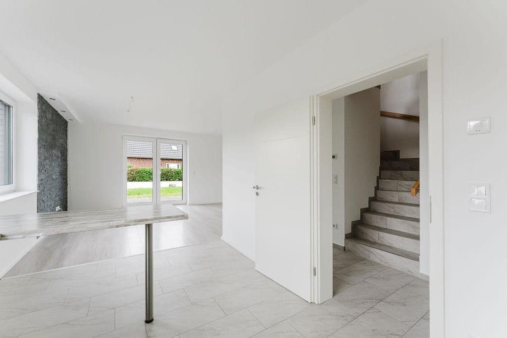 Predaj domu 118 m², pozemok 455 m², Winsen (Luhe), Dolné Sasko Predaj domu 118 m², pozemok 455 m², Winsen (Luhe), Dolné Sasko