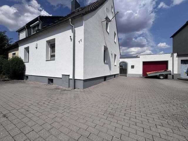 Predaj domu 113 m², pozemok 567 m², Florstadt, Hesensko Predaj domu 113 m², pozemok 567 m², Florstadt, Hesensko
