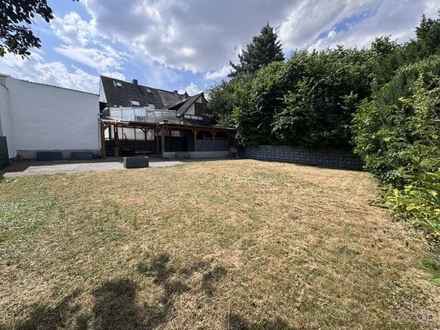 Predaj domu 113 m², pozemok 567 m², Florstadt, Hesensko Predaj domu 113 m², pozemok 567 m², Florstadt, Hesensko