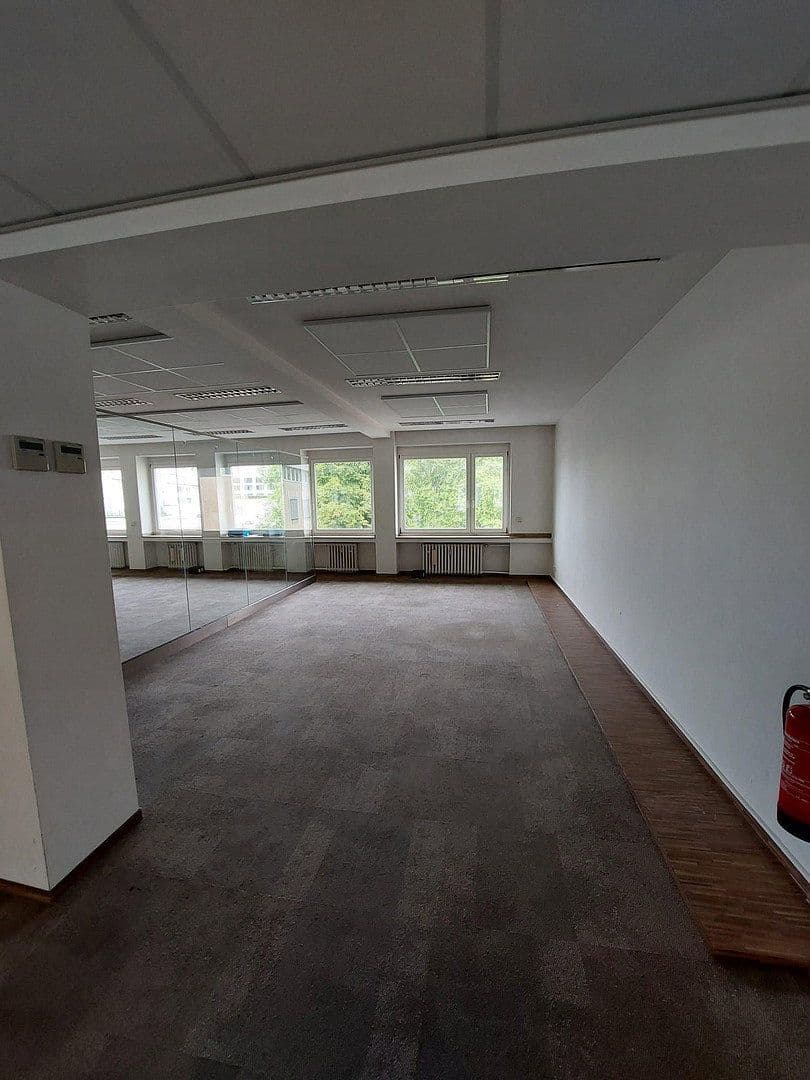 Prenájom kancelárie 286 m², Jakobistr. 3-5, Düsseldorf, Severné Porýnie - Westfálsko Prenájom kancelárie 286 m², Jakobistr. 3-5, Düsseldorf, Severné Porýnie - Westfálsko