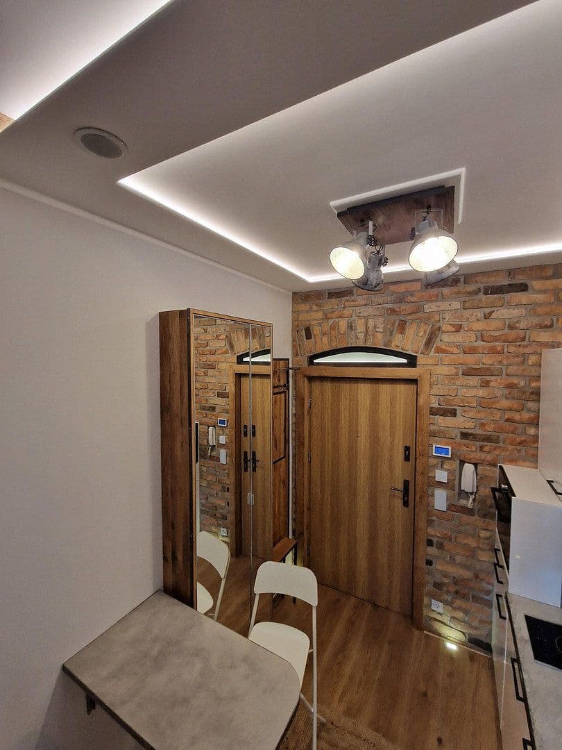 Prenájom kancelárie 14 m², Lausitzer Str. 35, Berlin, Berlín Prenájom kancelárie 14 m², Lausitzer Str. 35, Berlin, Berlín