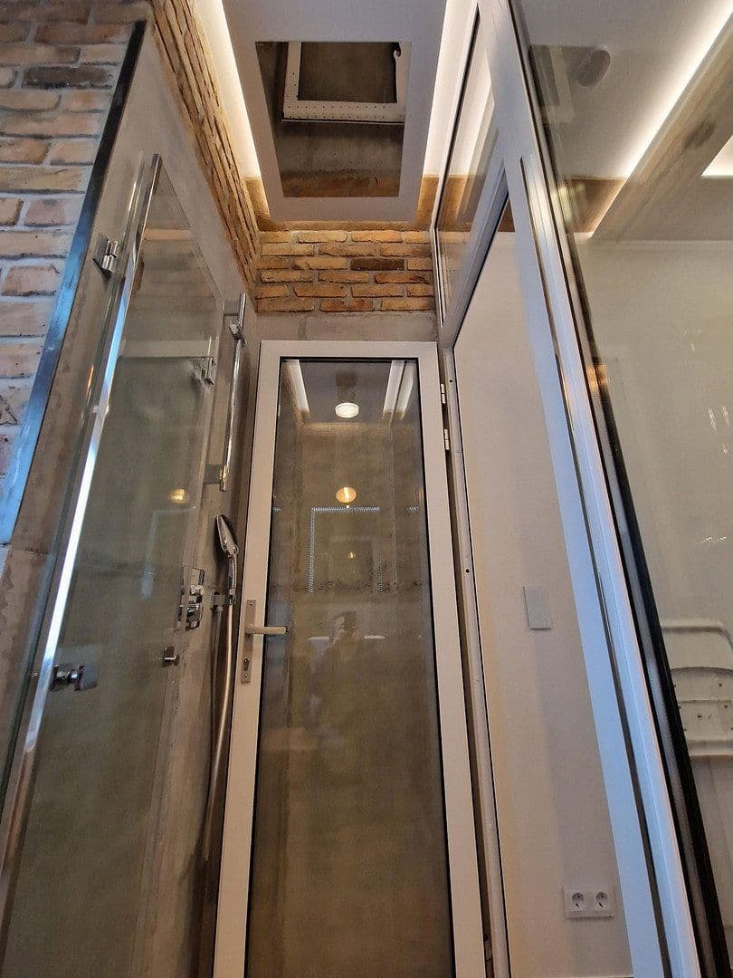 Prenájom kancelárie 14 m², Lausitzer Str. 35, Berlin, Berlín Prenájom kancelárie 14 m², Lausitzer Str. 35, Berlin, Berlín