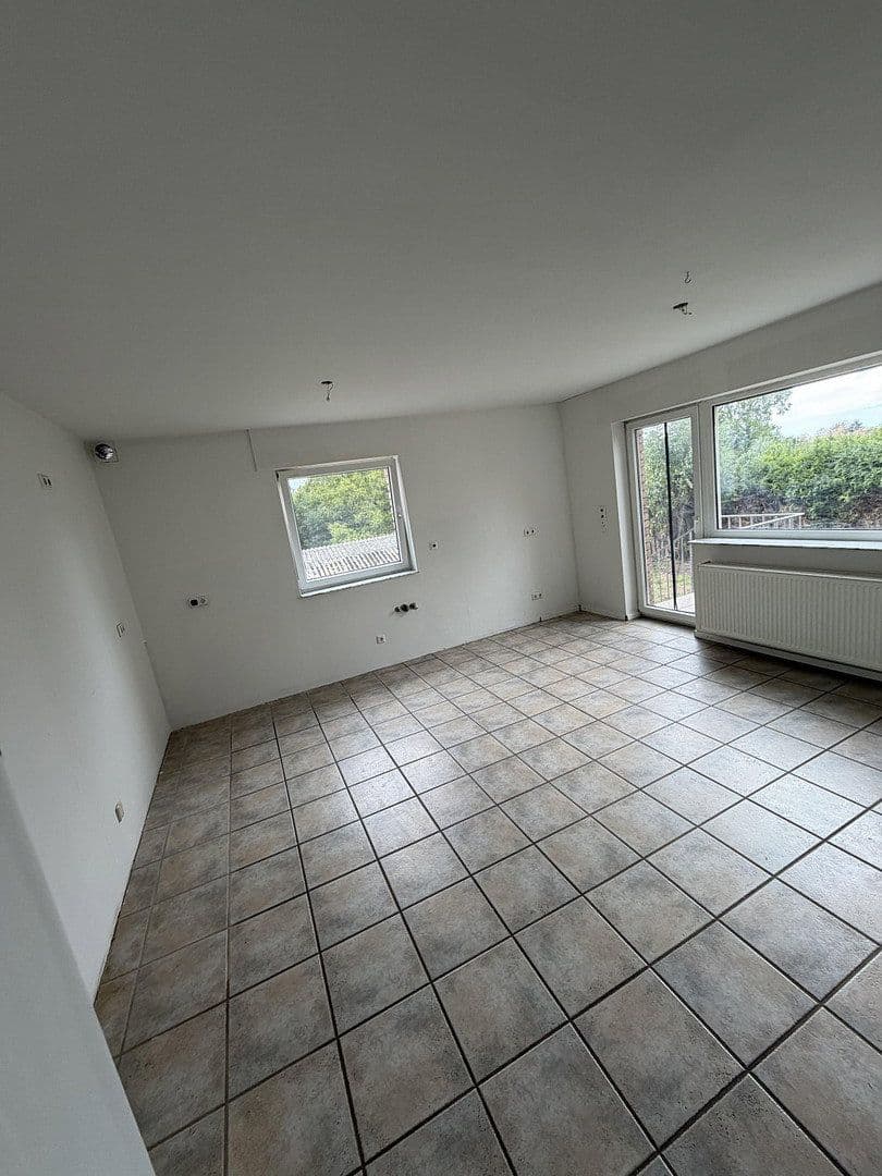 Prenájom domu 135 m², pozemok 360 m², Zülpich, Severné Porýnie - Westfálsko Prenájom domu 135 m², pozemok 360 m², Zülpich, Severné Porýnie - Westfálsko
