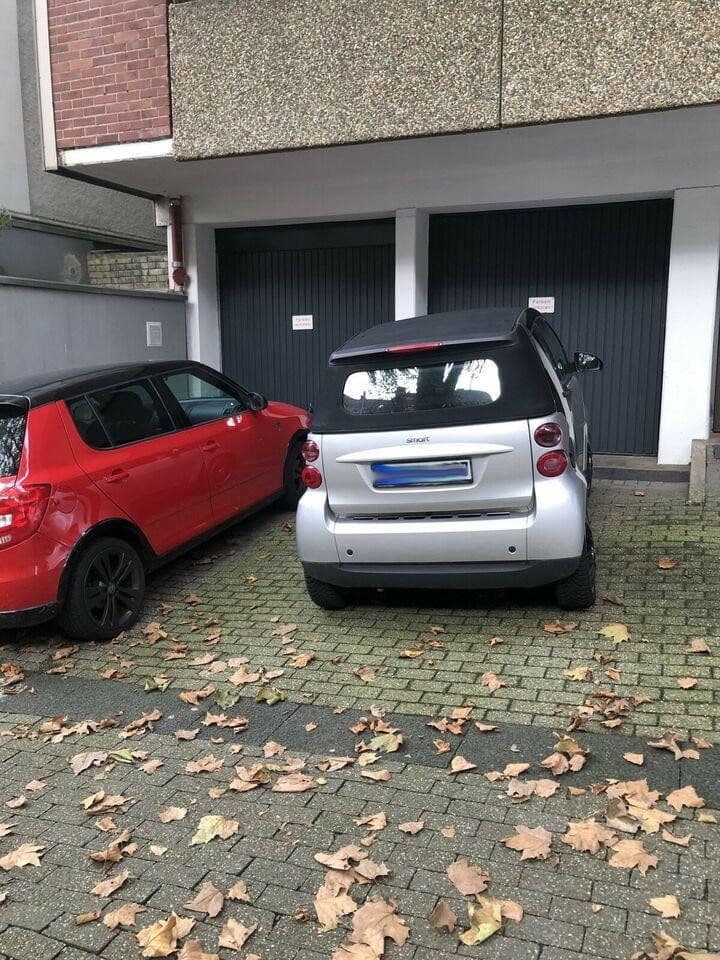 Prenájom bytu 4-izbový 100 m², Augustastraße, Wuppertal, Severné Porýnie - Westfálsko Prenájom bytu 4-izbový 100 m², Augustastraße, Wuppertal, Severné Porýnie - Westfálsko