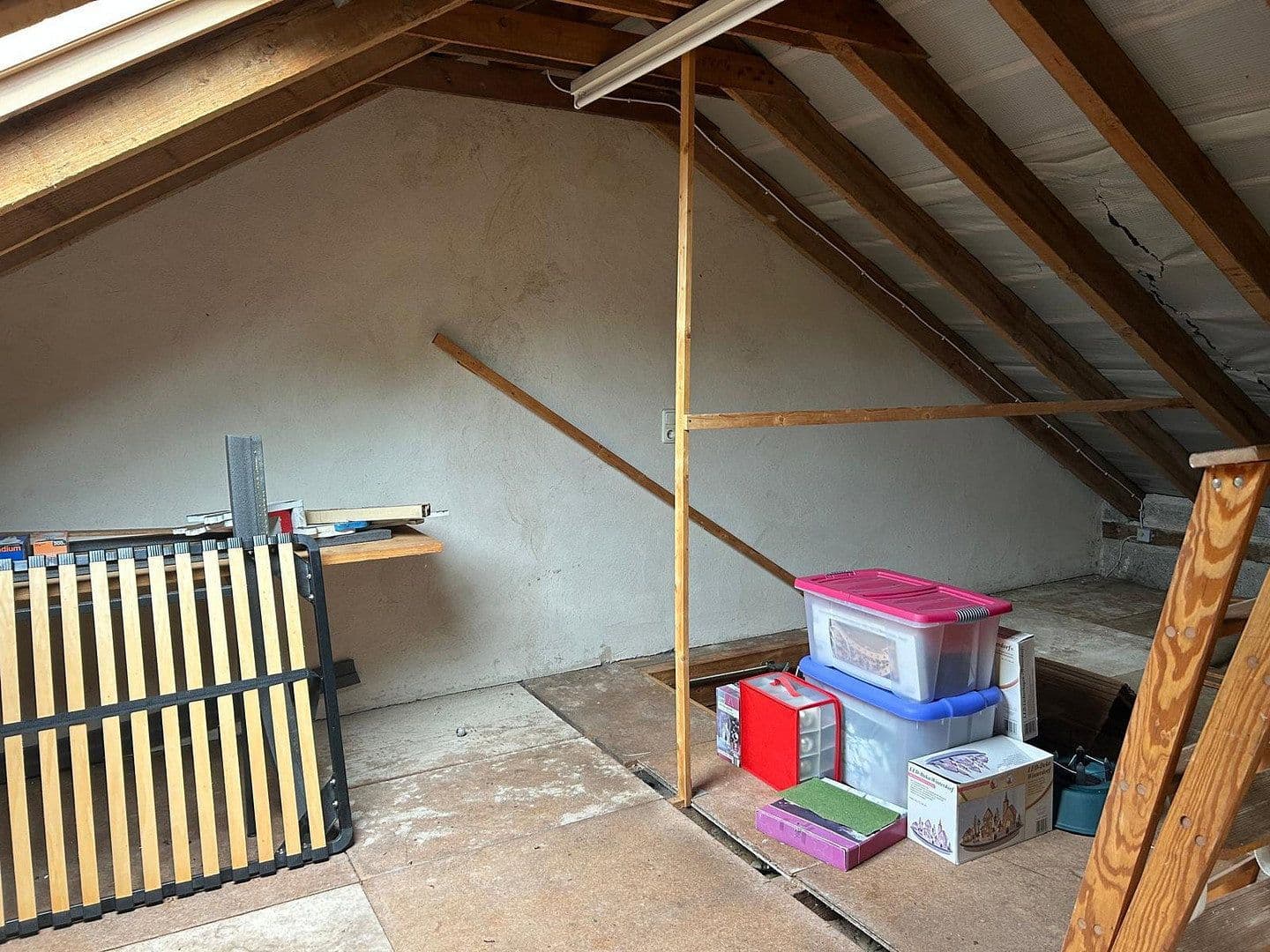 Predaj domu 132 m², pozemok 634 m², Neroth, Porýnie-Falcko Predaj domu 132 m², pozemok 634 m², Neroth, Porýnie-Falcko