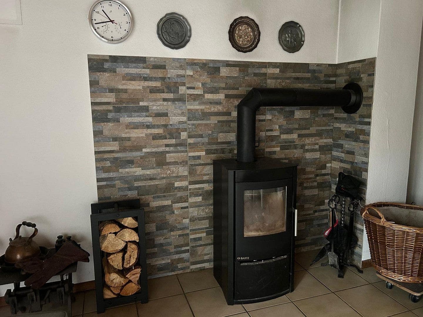 Predaj domu 132 m², pozemok 634 m², Neroth, Porýnie-Falcko Predaj domu 132 m², pozemok 634 m², Neroth, Porýnie-Falcko
