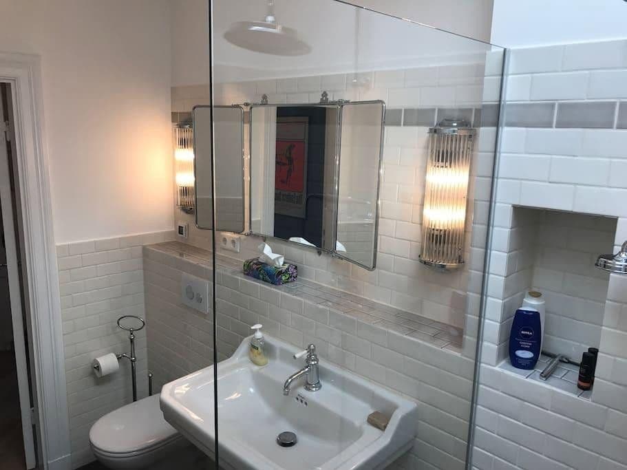 Predaj bytu 1-izbový 54 m², Werderstraße 58, Hamburg, Hamburg Predaj bytu 1-izbový 54 m², Werderstraße 58, Hamburg, Hamburg