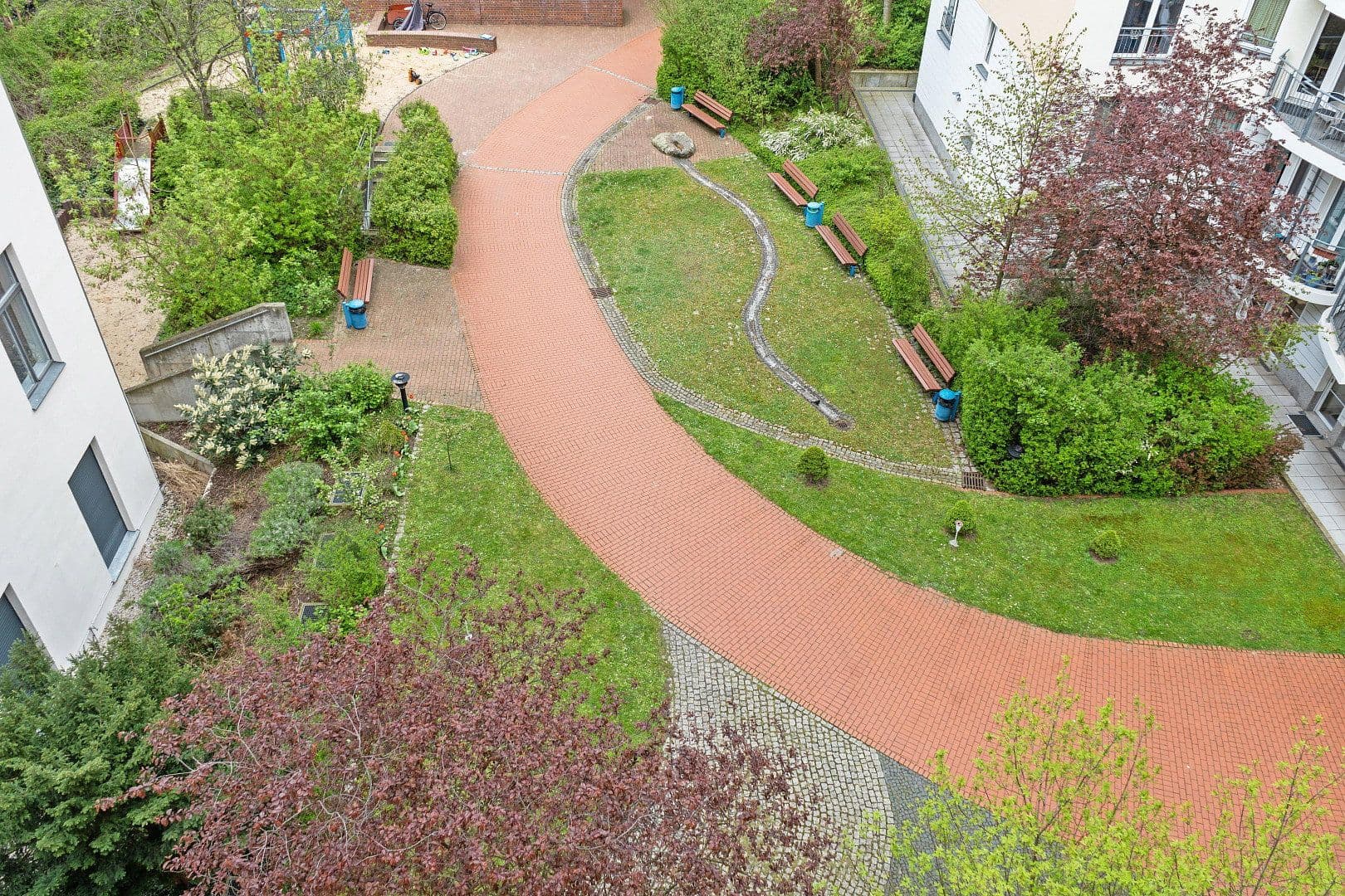Prenájom bytu 2-izbový 42 m², Kleine Alexanderstraße 5, Berlin, Berlín Prenájom bytu 2-izbový 42 m², Kleine Alexanderstraße 5, Berlin, Berlín