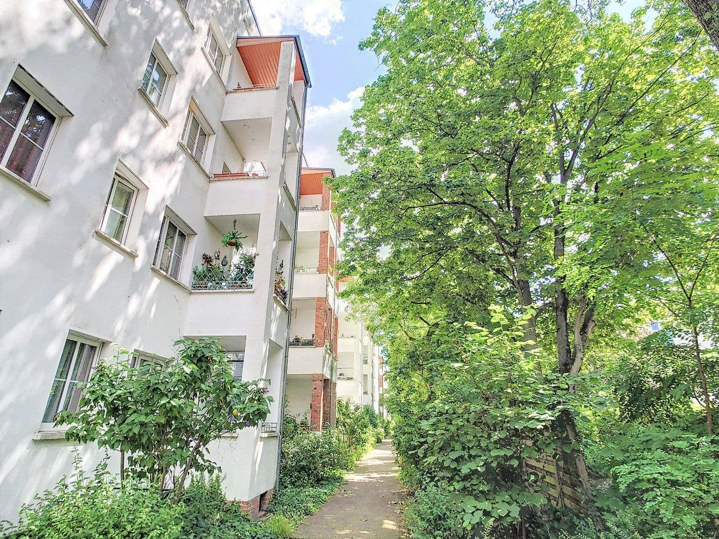 Predaj bytu 3-izbový 68 m², Berlin, Berlín Predaj bytu 3-izbový 68 m², Berlin, Berlín