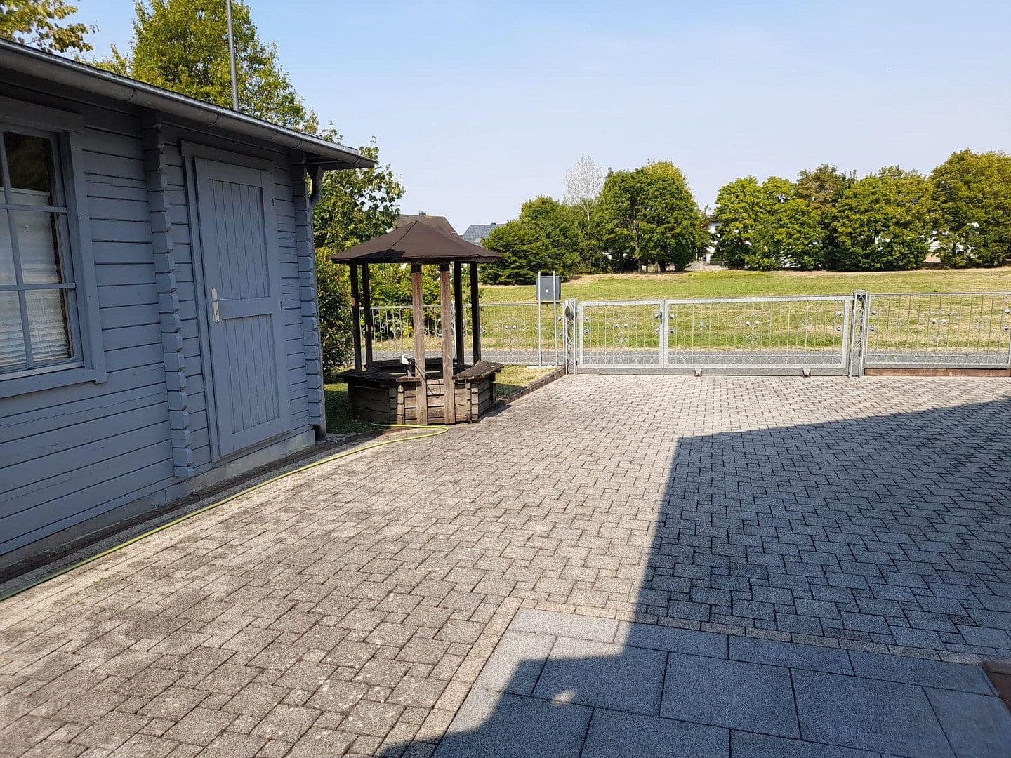 Predaj domu 161 m², pozemok 1.208 m², Merenberg, Hesensko Predaj domu 161 m², pozemok 1.208 m², Merenberg, Hesensko