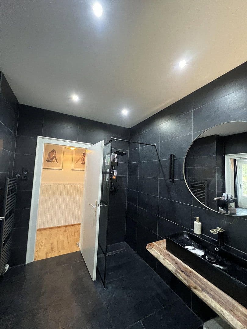 Predaj domu 346 m², pozemok 5.245 m², Bad Essen, Dolné Sasko Predaj domu 346 m², pozemok 5.245 m², Bad Essen, Dolné Sasko