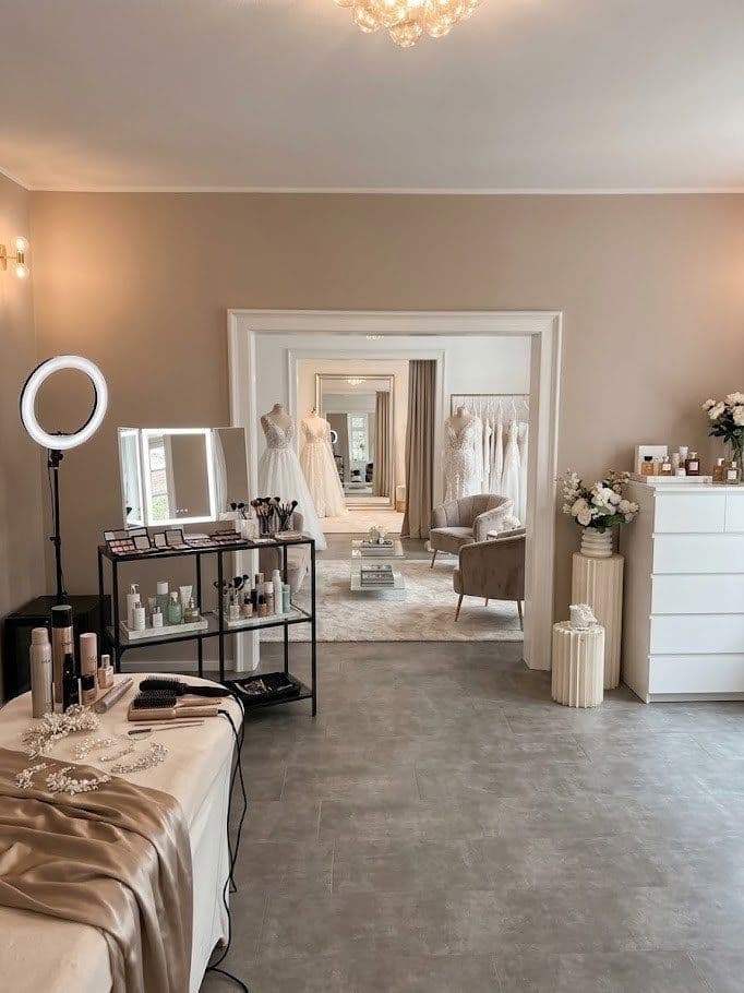 Predaj domu 352 m², pozemok 5.245 m², Bad Essen, Dolné Sasko Predaj domu 352 m², pozemok 5.245 m², Bad Essen, Dolné Sasko