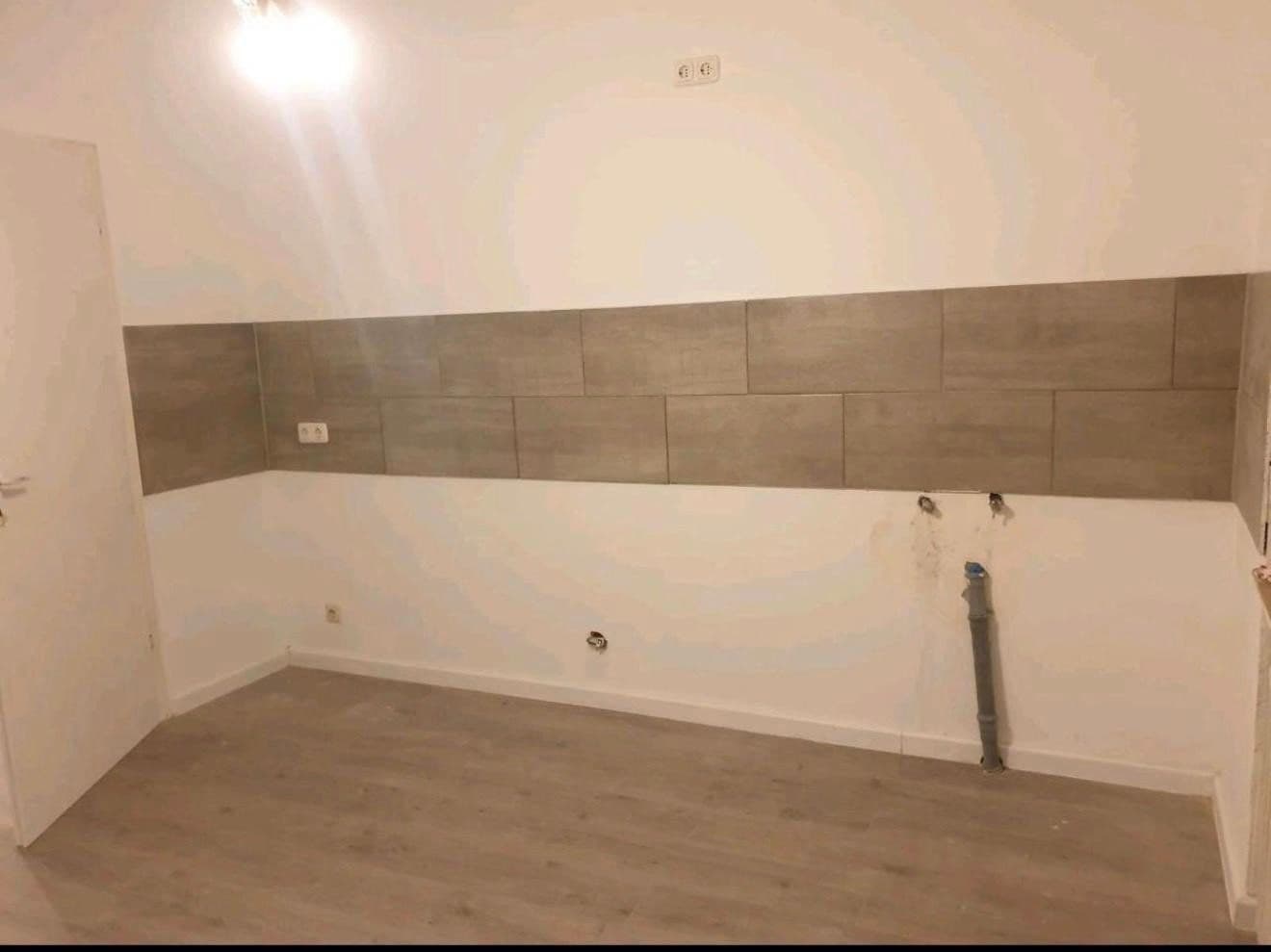 Prenájom bytu 2-izbový 55 m², Rödiger Str. 72, Wuppertal, Severné Porýnie - Westfálsko Prenájom bytu 2-izbový 55 m², Rödiger Str. 72, Wuppertal, Severné Porýnie - Westfálsko