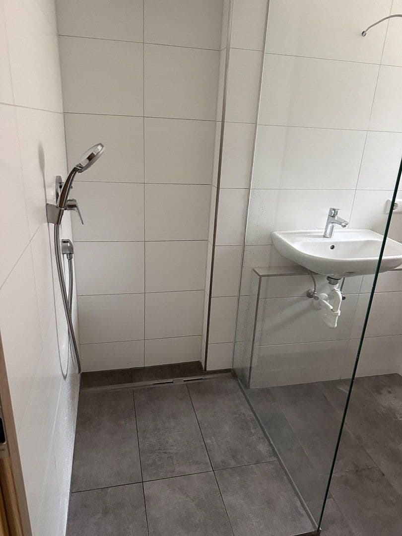 Prenájom bytu 4-izbový 70 m², König-Karl-Straße 65, Bad Wildbad, Bádensko-Wurttembersko Prenájom bytu 4-izbový 70 m², König-Karl-Straße 65, Bad Wildbad, Bádensko-Wurttembersko