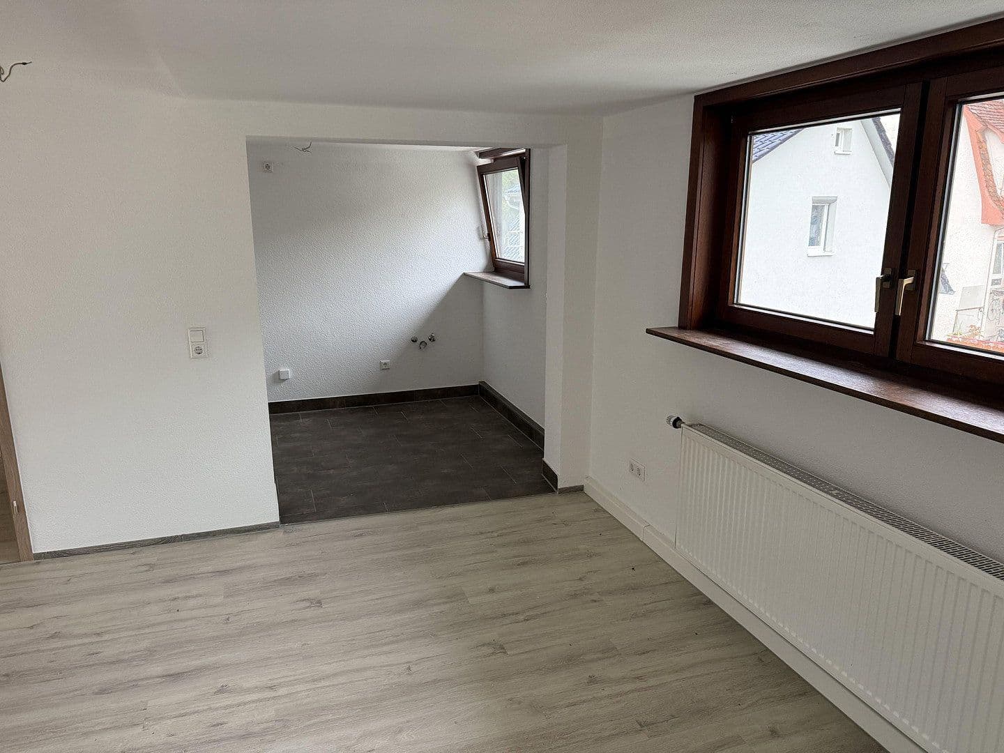 Prenájom bytu 4-izbový 70 m², König-Karl-Straße 65, Bad Wildbad, Bádensko-Wurttembersko Prenájom bytu 4-izbový 70 m², König-Karl-Straße 65, Bad Wildbad, Bádensko-Wurttembersko