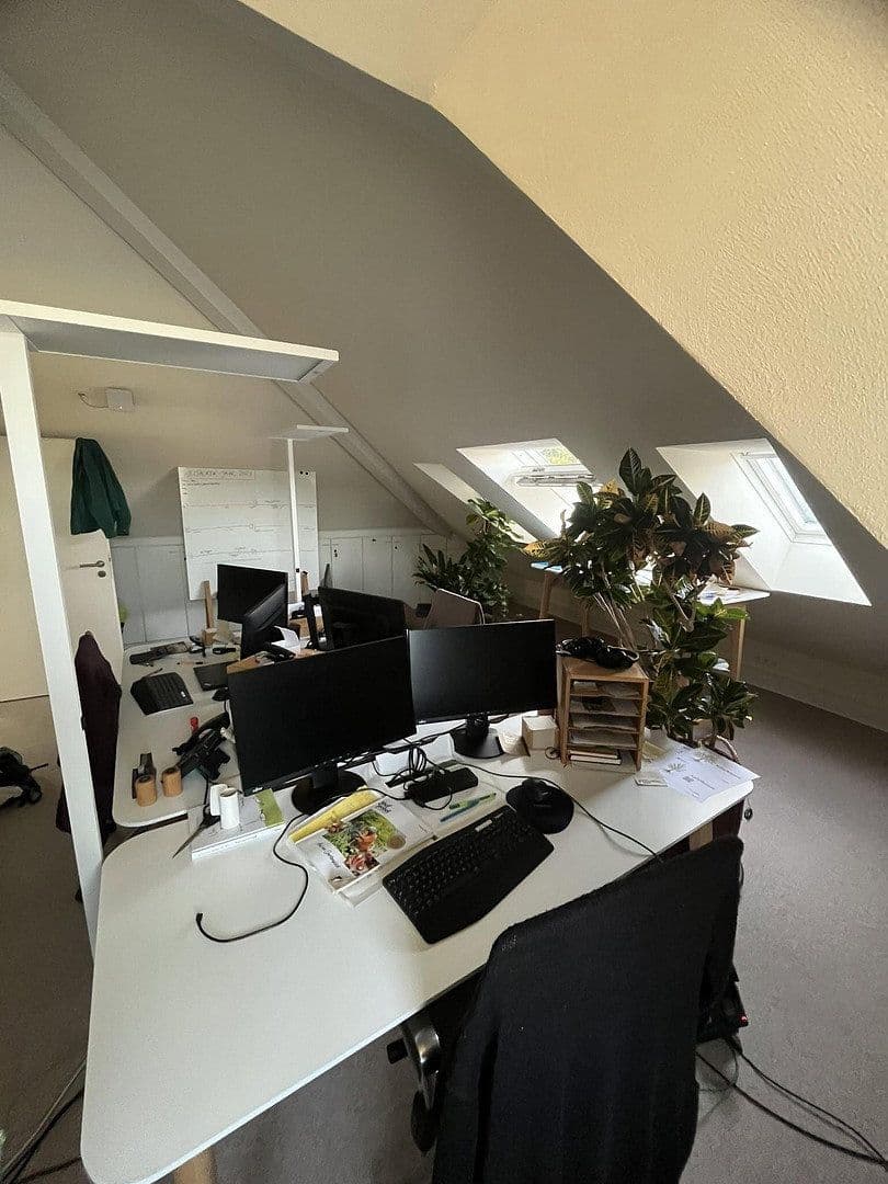 Prenájom kancelárie 304 m², Döppersberg 19, Wuppertal, Severné Porýnie - Westfálsko Prenájom kancelárie 304 m², Döppersberg 19, Wuppertal, Severné Porýnie - Westfálsko