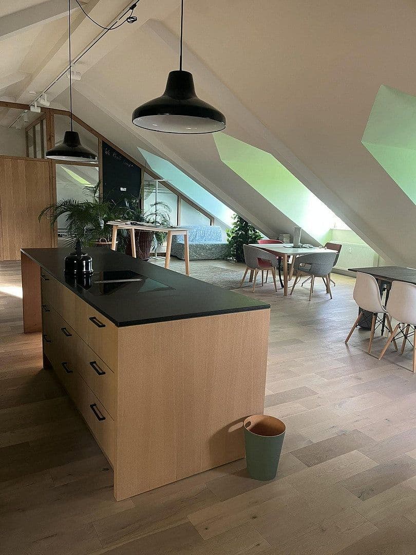 Prenájom kancelárie 304 m², Döppersberg 19, Wuppertal, Severné Porýnie - Westfálsko Prenájom kancelárie 304 m², Döppersberg 19, Wuppertal, Severné Porýnie - Westfálsko