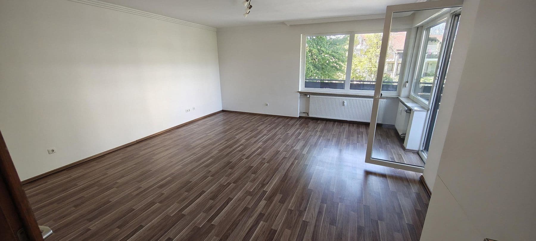 Prenájom bytu 1-izbový 42 m², München, Bavorsko Prenájom bytu 1-izbový 42 m², München, Bavorsko