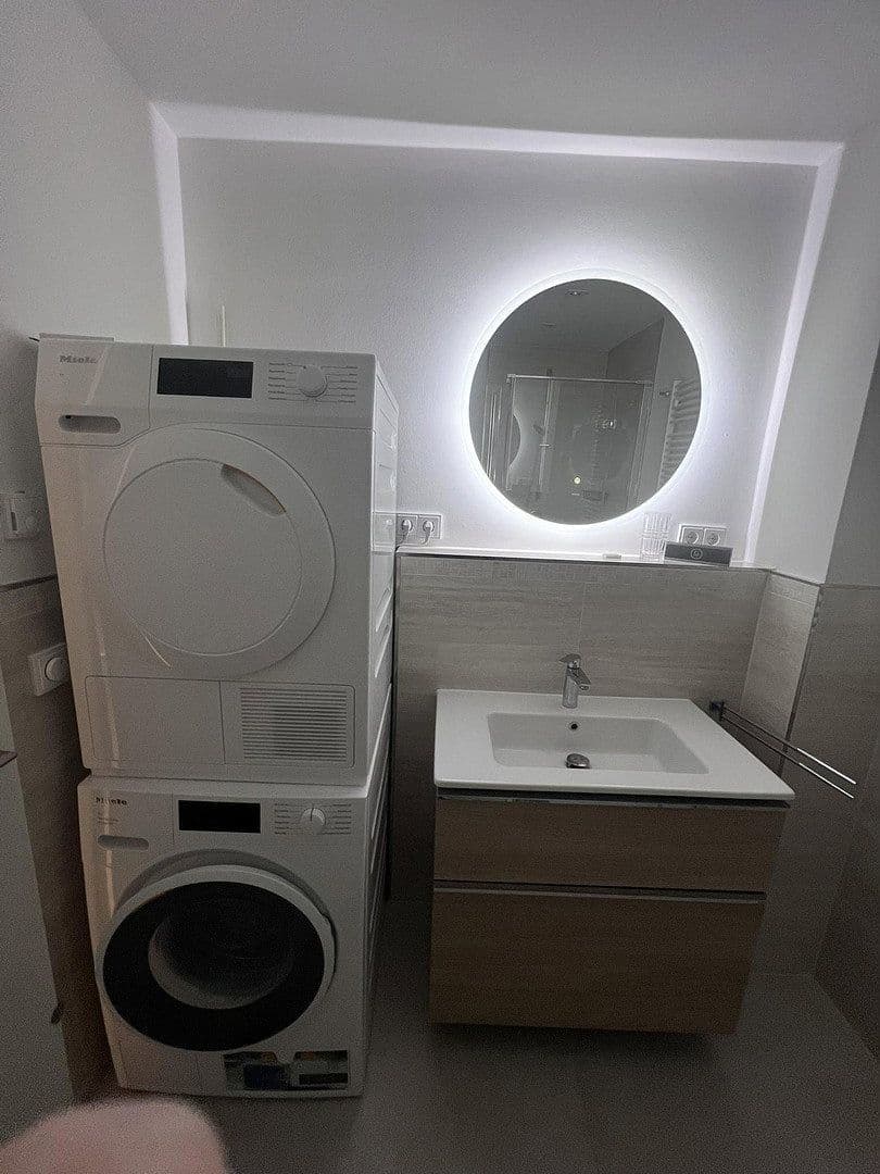 Prenájom bytu 2-izbový 56 m², Karmelitenstr. 40, Würzburg, Bavorsko Prenájom bytu 2-izbový 56 m², Karmelitenstr. 40, Würzburg, Bavorsko