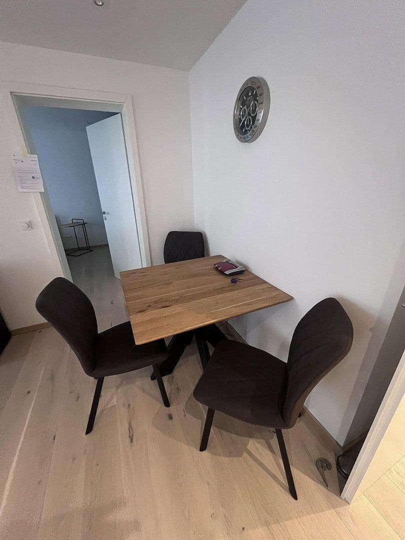 Prenájom bytu 2-izbový 56 m², Karmelitenstr. 40, Würzburg, Bavorsko Prenájom bytu 2-izbový 56 m², Karmelitenstr. 40, Würzburg, Bavorsko