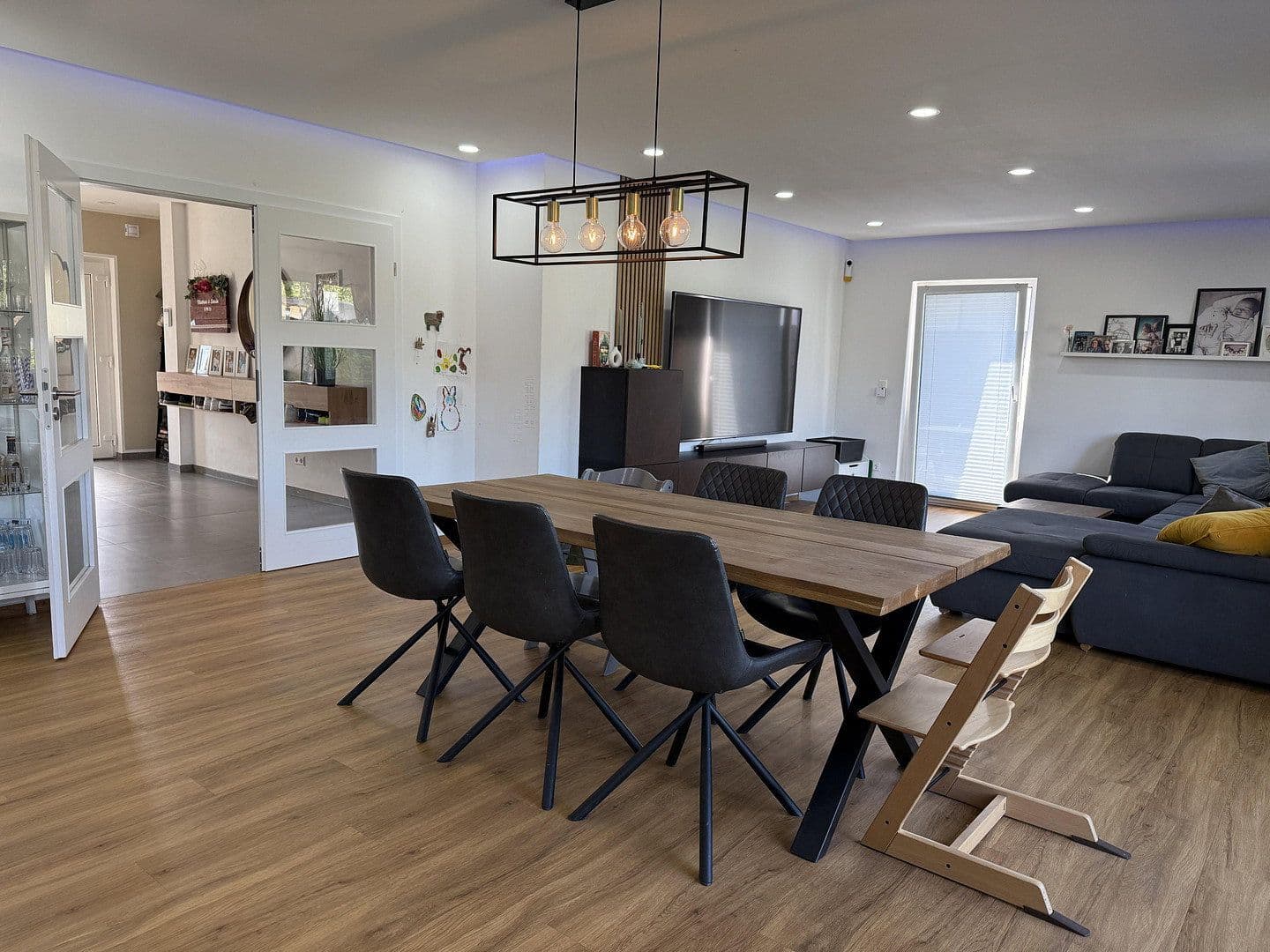 Predaj domu 183 m², pozemok 687 m², Grevenbroich, Severné Porýnie - Westfálsko Predaj domu 183 m², pozemok 687 m², Grevenbroich, Severné Porýnie - Westfálsko