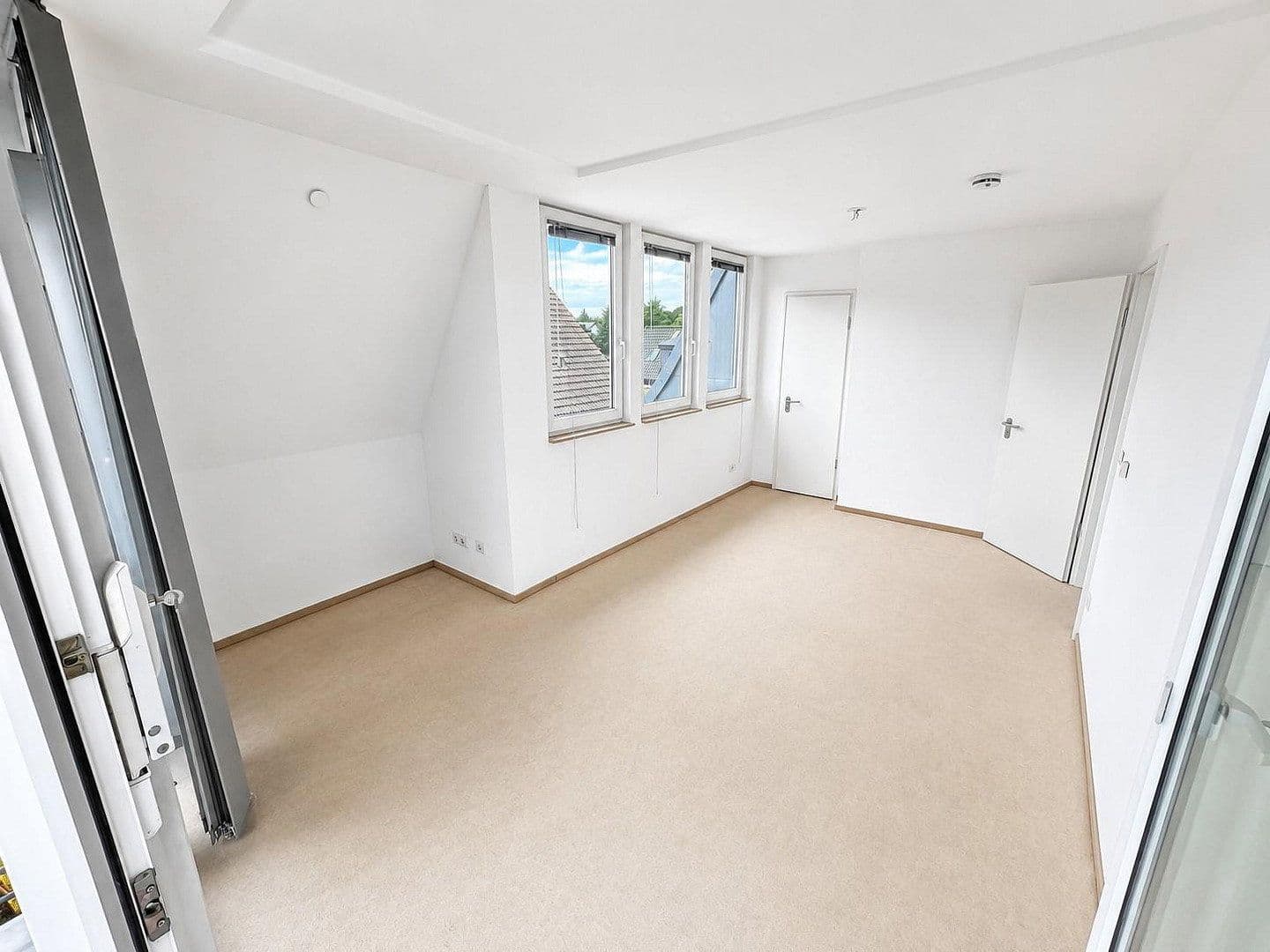 Predaj bytu 5-izbový 131 m², Grüntenstr. 10, Berlin, Berlín Predaj bytu 5-izbový 131 m², Grüntenstr. 10, Berlin, Berlín